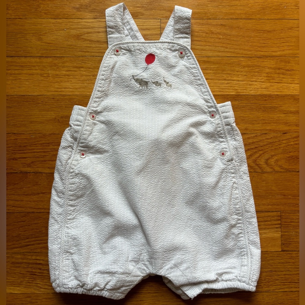 Janie & Jack overall with embroidered elephants and red balloons. Size 3-6 mo.